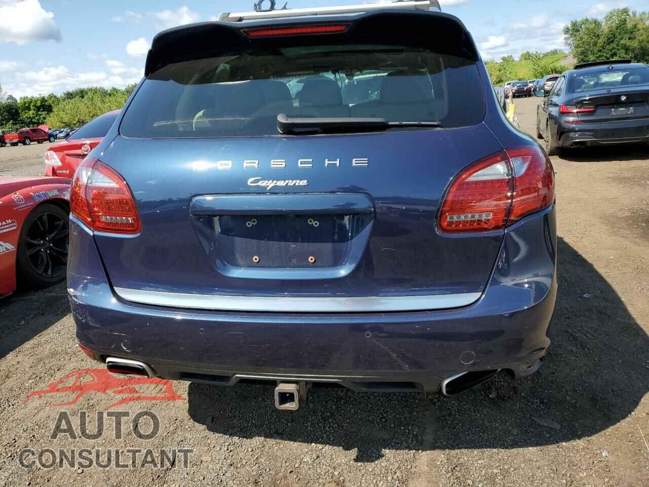 PORSCHE CAYENNE 2011 - WP1AA2A25BLA10410