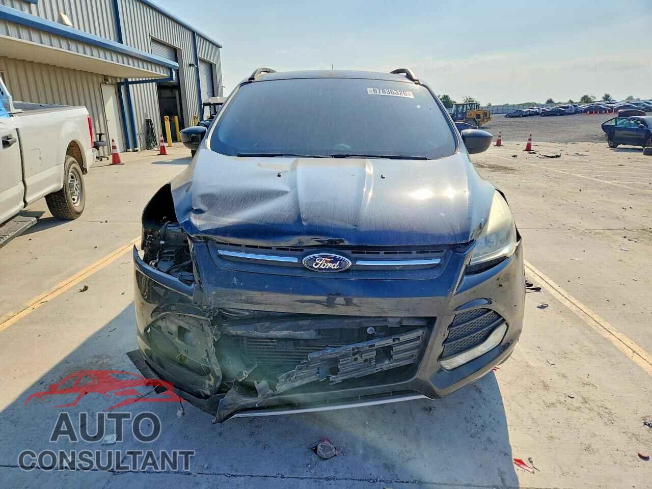 FORD ESCAPE 2015 - 1FMCU0G93FUB71232