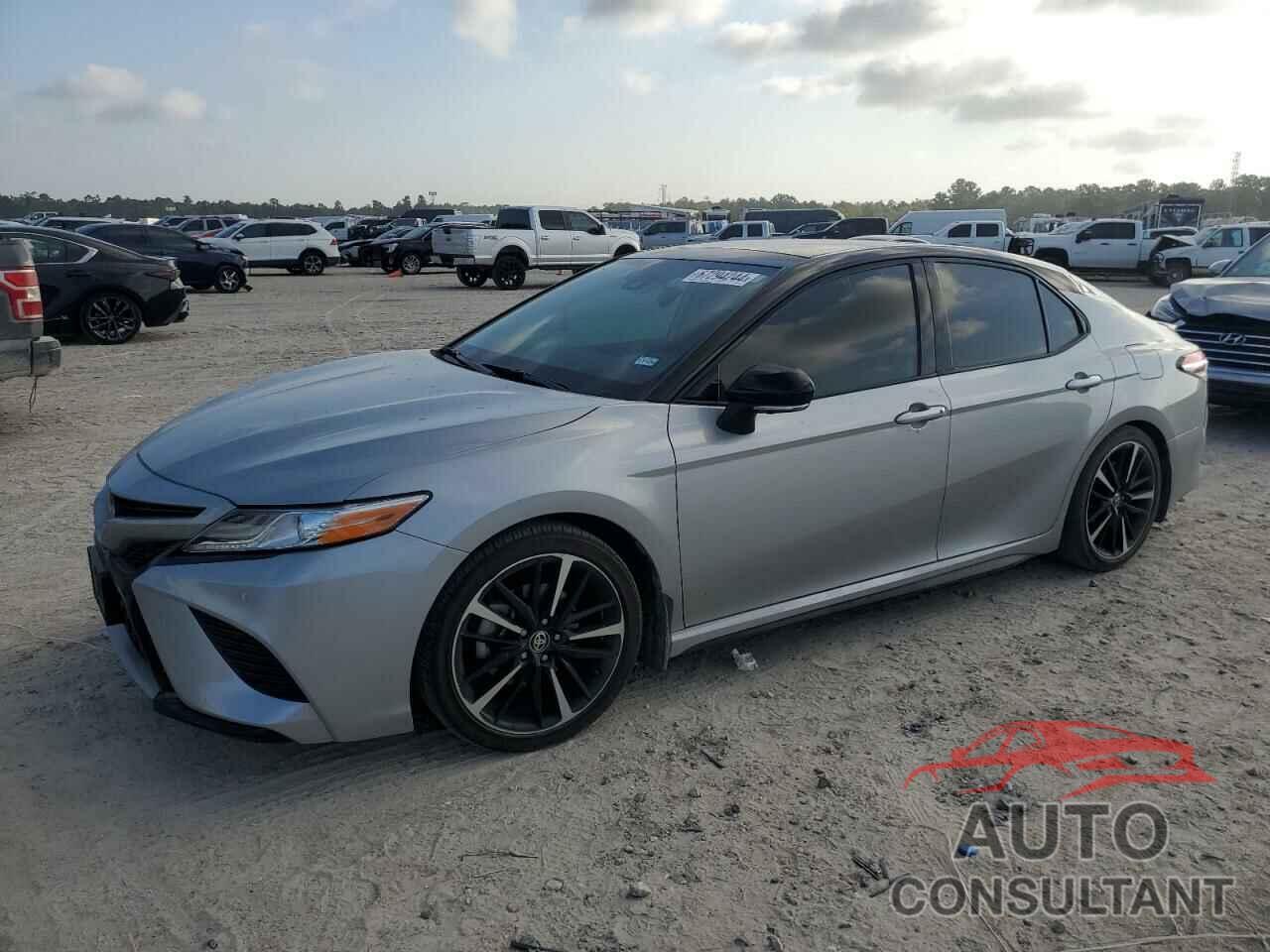 TOYOTA CAMRY 2020 - 4T1KZ1AK3LU046693