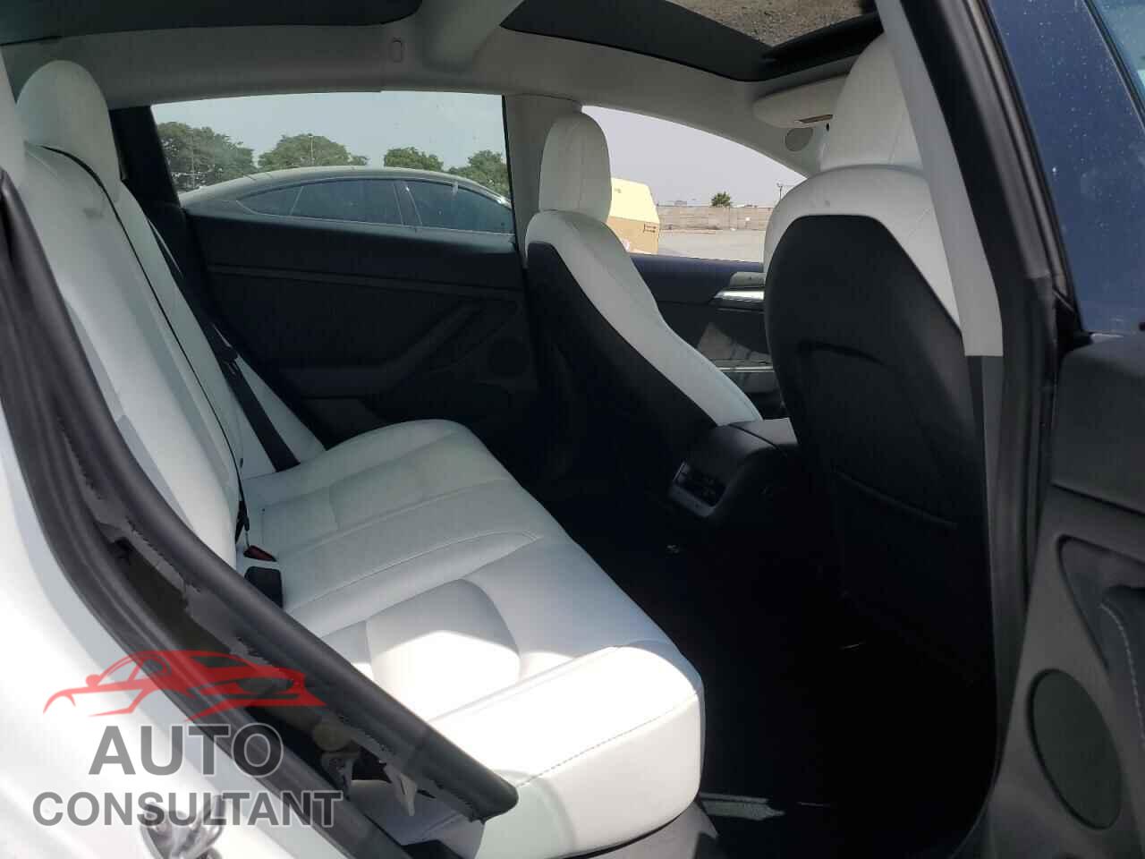 TESLA MODEL 3 2021 - 5YJ3E1EB2MF975489