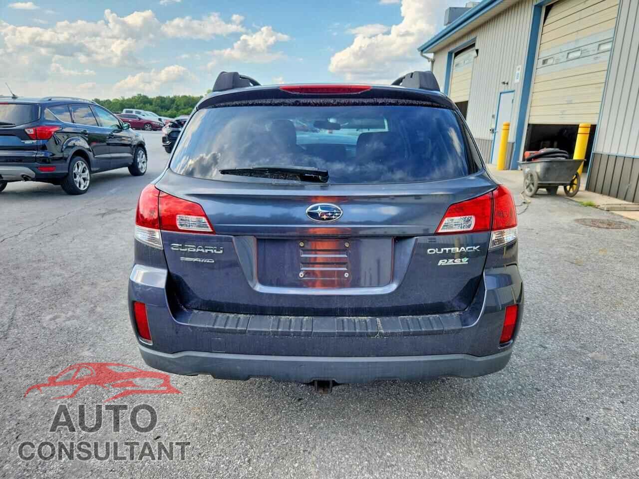SUBARU OUTBACK 2013 - 4S4BRBCC1D3207805