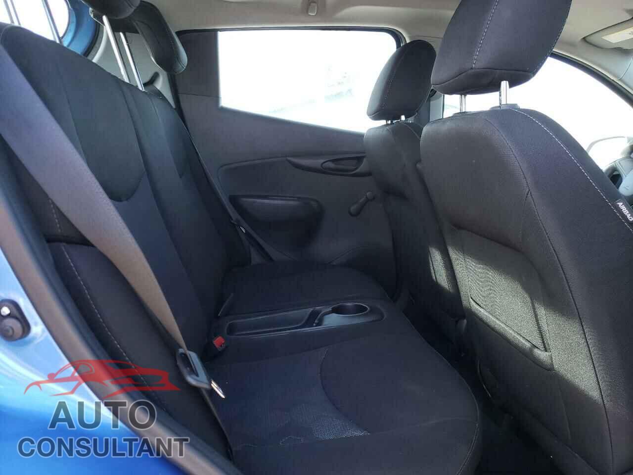 CHEVROLET SPARK 2017 - KL8CB6SA1HC818842