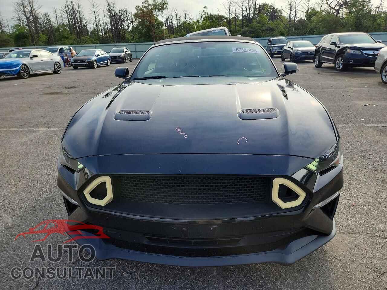 FORD MUSTANG 2019 - 1FATP8UH4K5182000