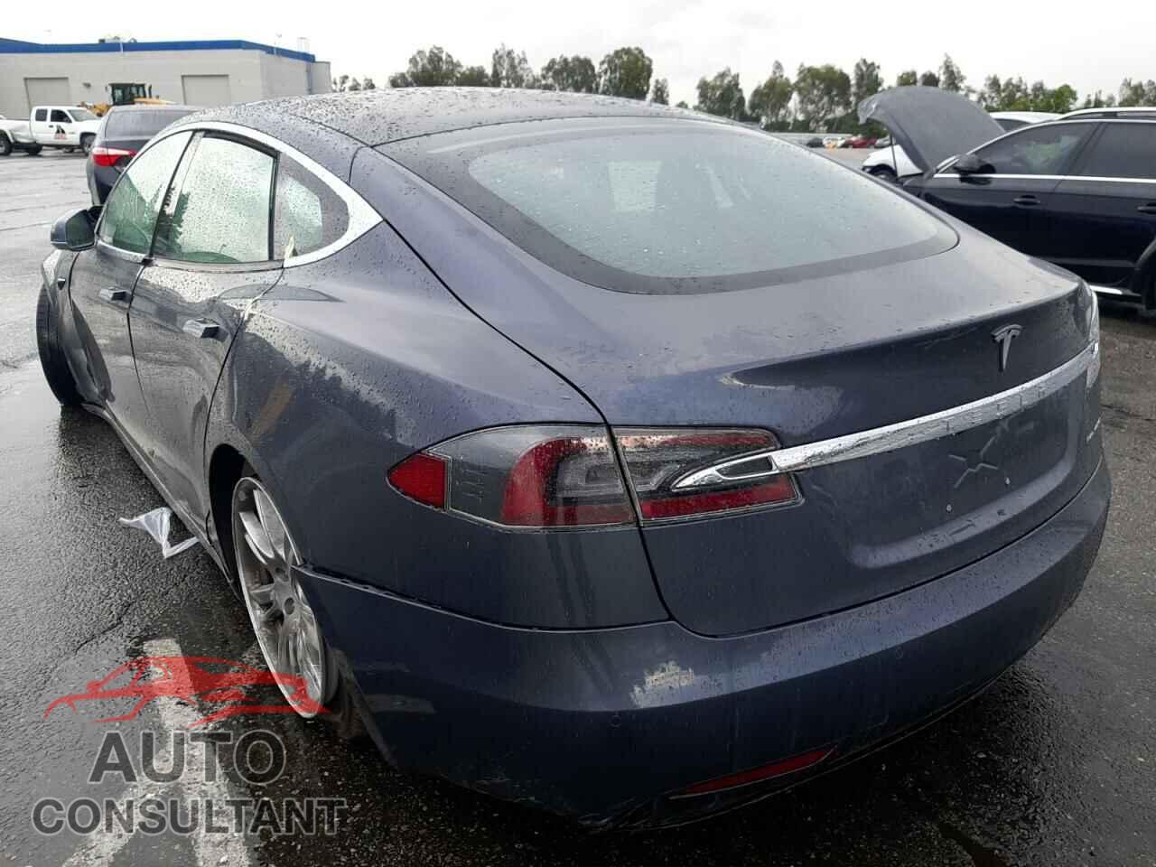 TESLA MODEL S 2020 - 5YJSA1E2XLF381500