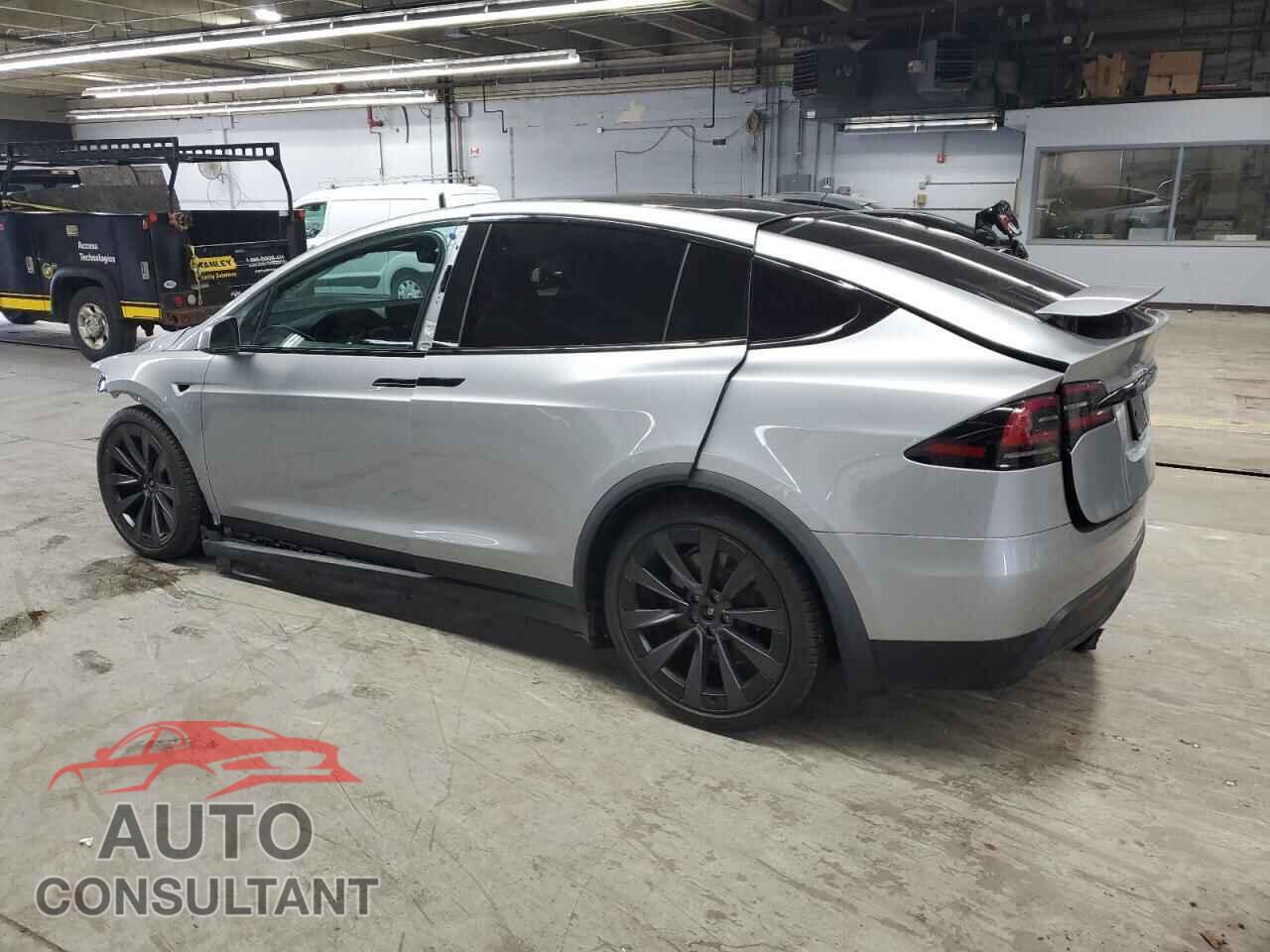 TESLA MODEL X 2024 - 7SAXCDE58RF456637