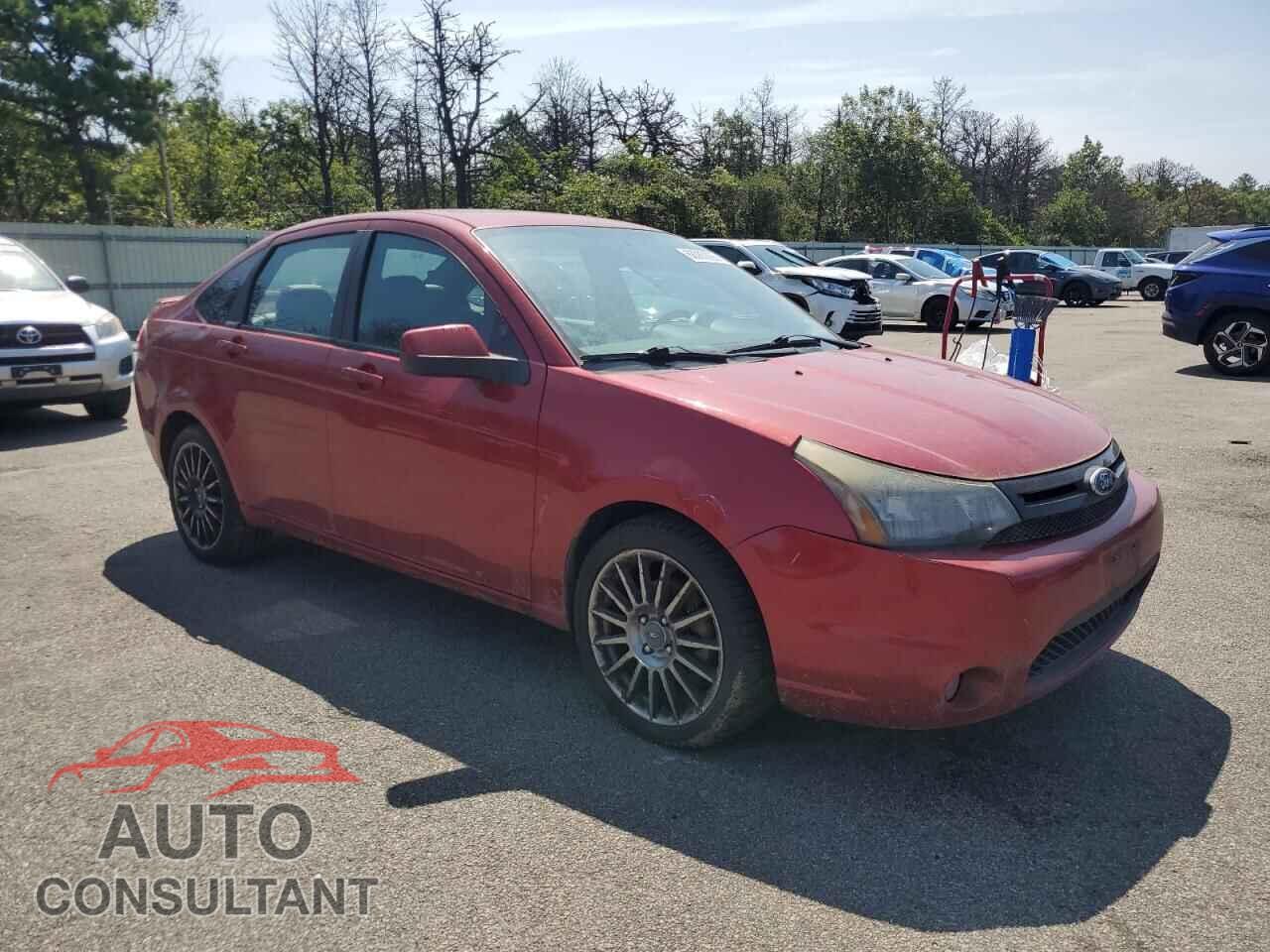 FORD FOCUS 2011 - 1FAHP3GN7BW107375