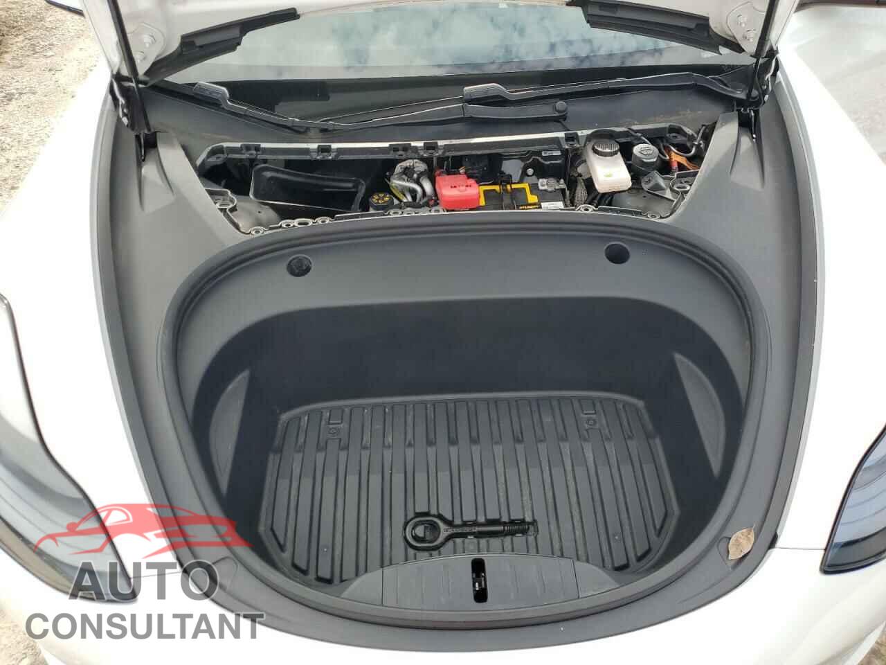 TESLA MODEL 3 2021 - 5YJ3E1EA5MF978183