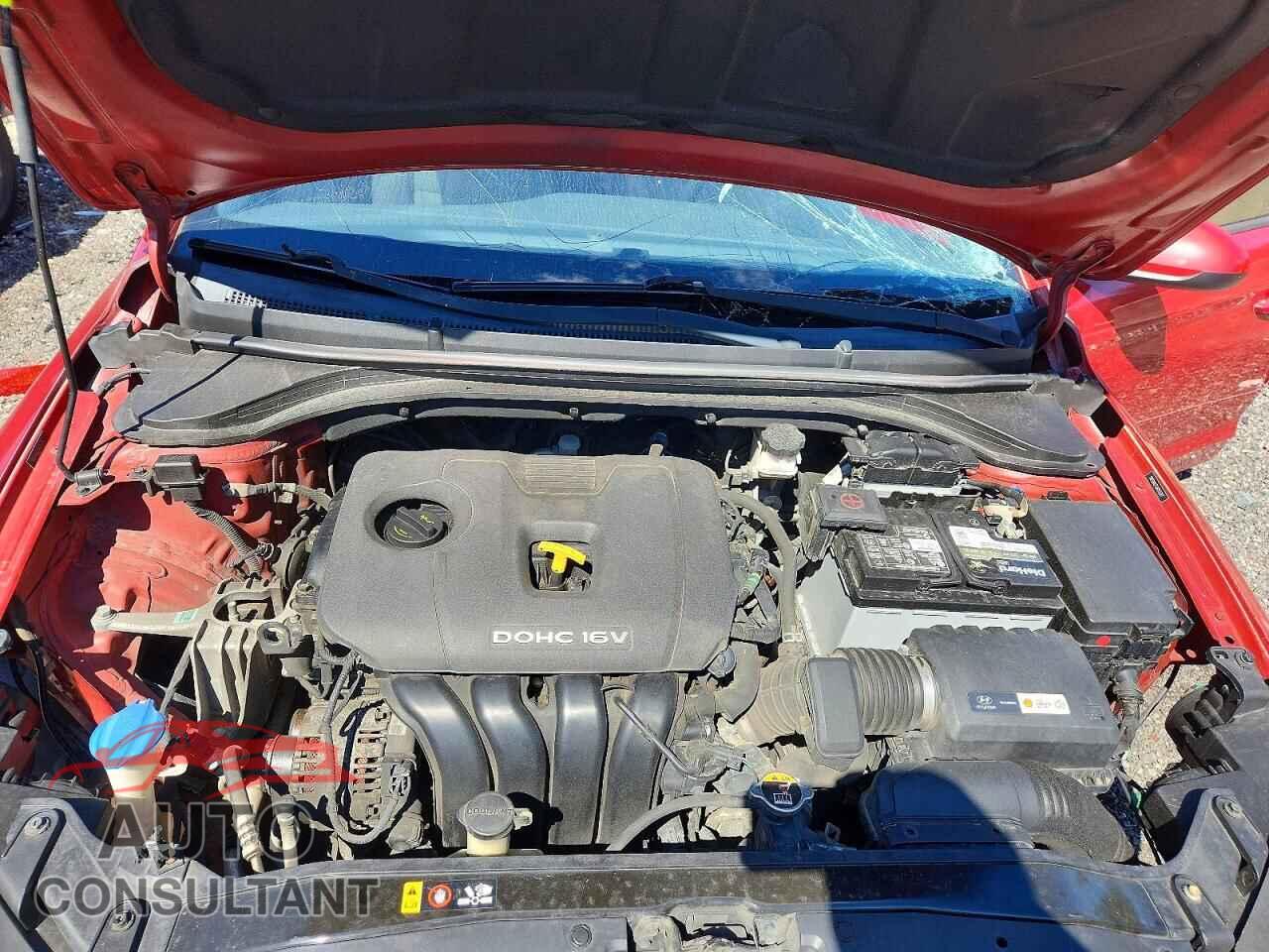 HYUNDAI ELANTRA 2018 - 5NPD84LF1JH257397