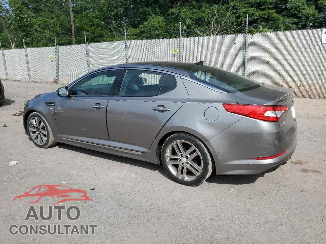 KIA OPTIMA 2013 - 5XXGR4A64DG205579
