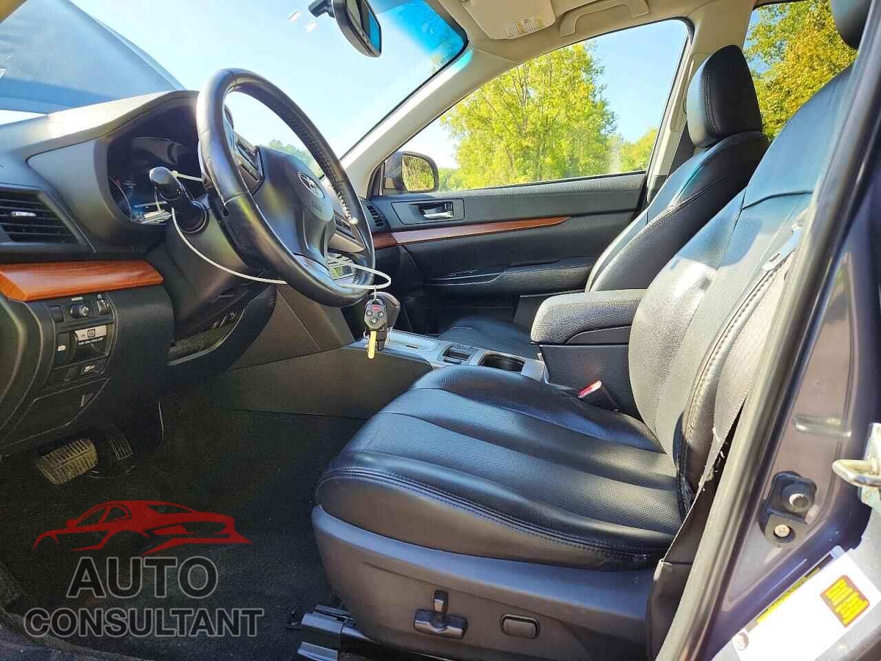SUBARU OUTBACK 2014 - 4S4BRBLC9E3285136