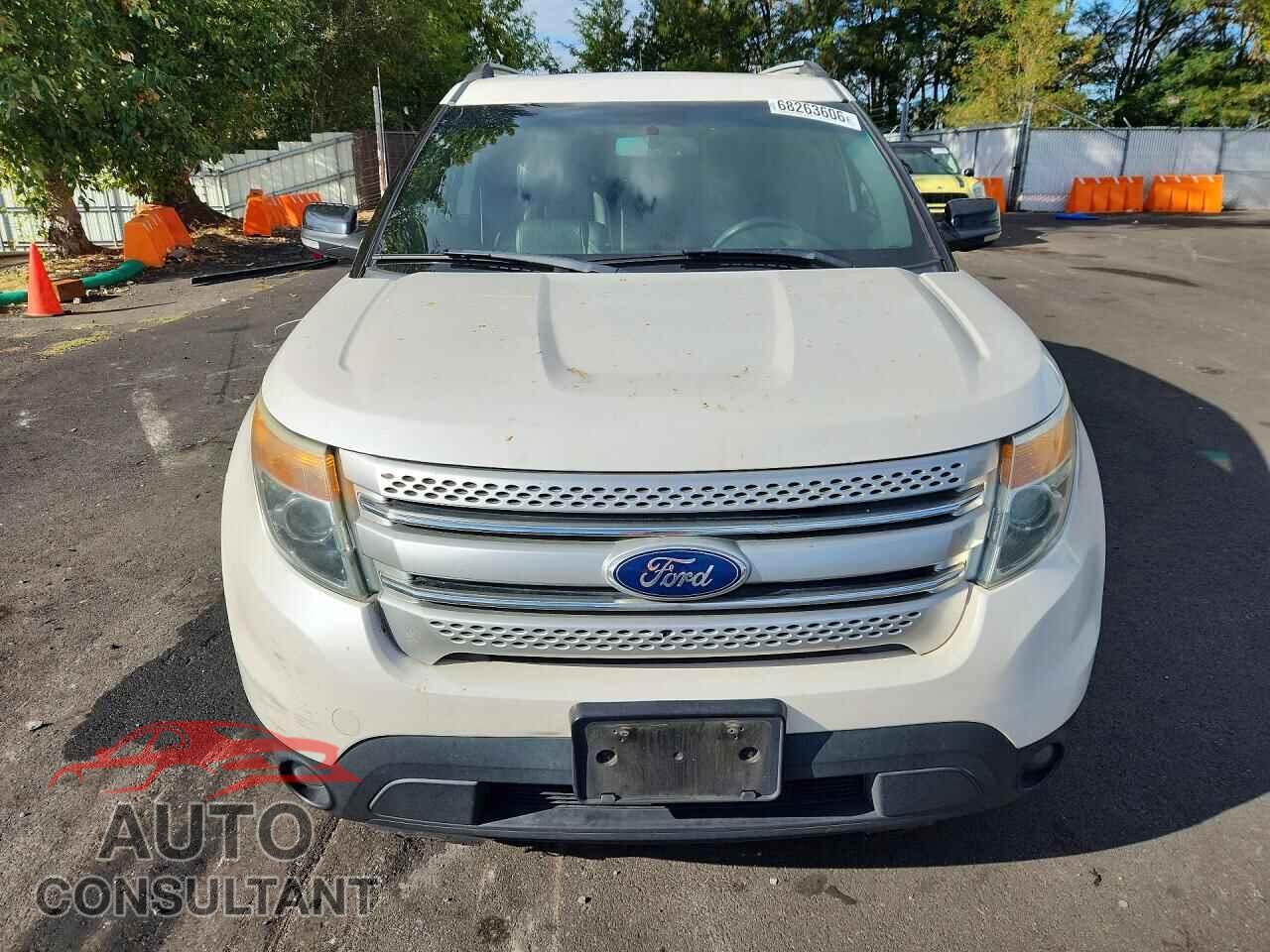 FORD EXPLORER 2011 - 1FMHK8D80BGA81017
