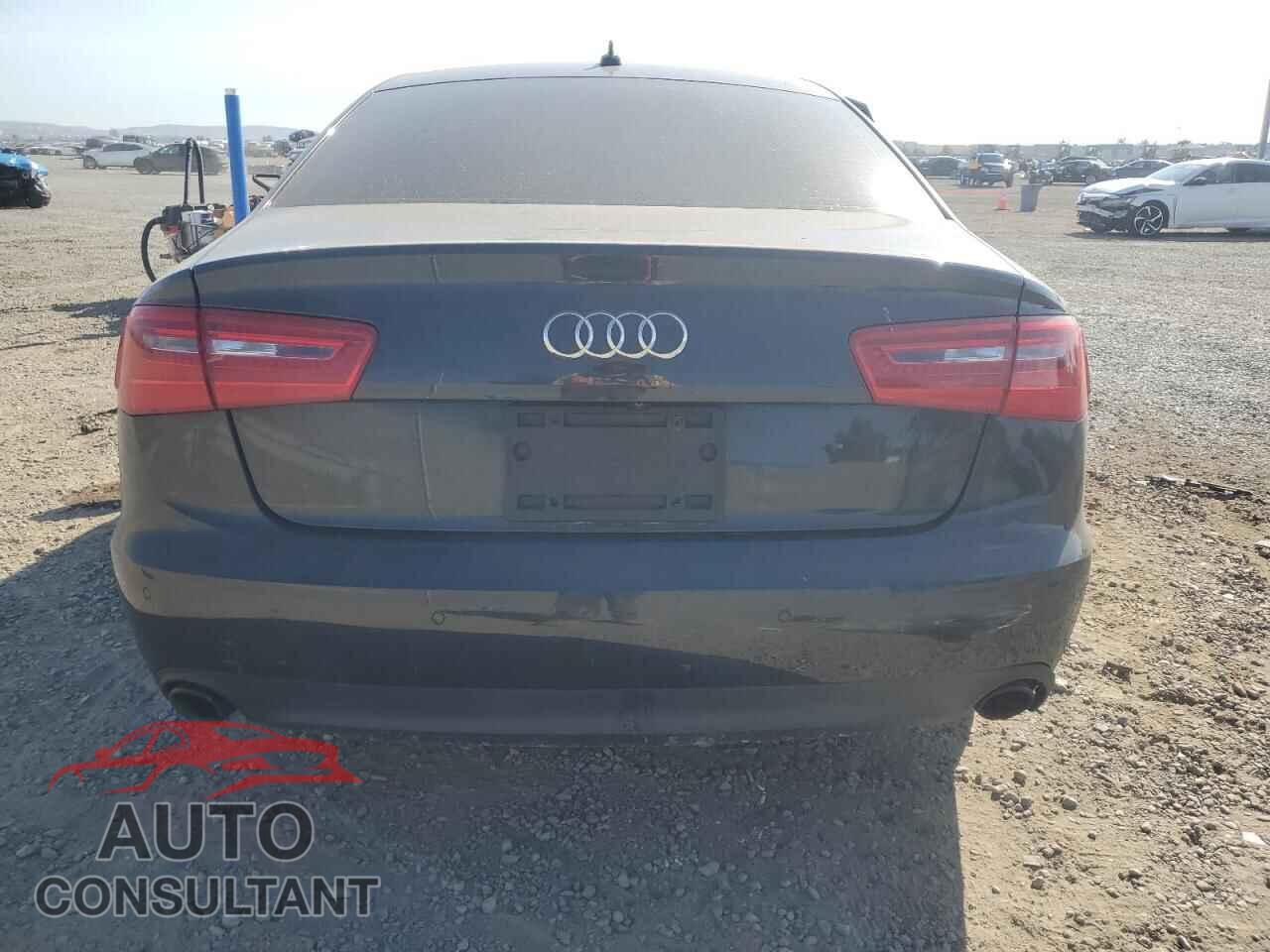 AUDI A6 2012 - WAUGGAFC5CN057199