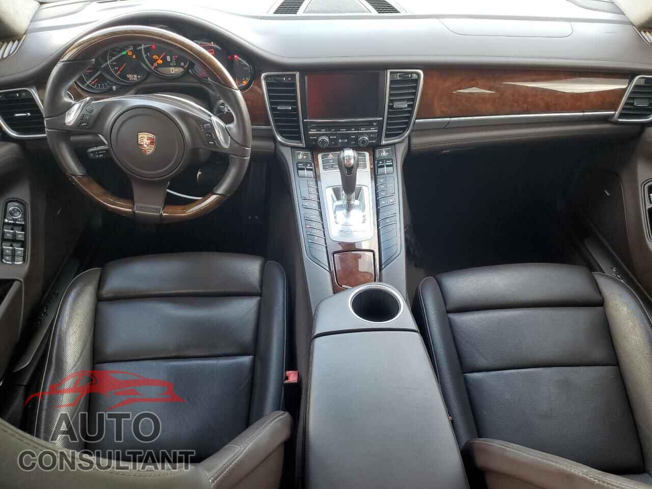 PORSCHE PANAMERA 2011 - WP0AC2A70BL090061