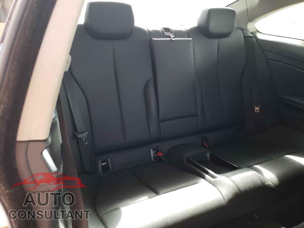 BMW 4 SERIES 2014 - WBA3N7C56EF719852