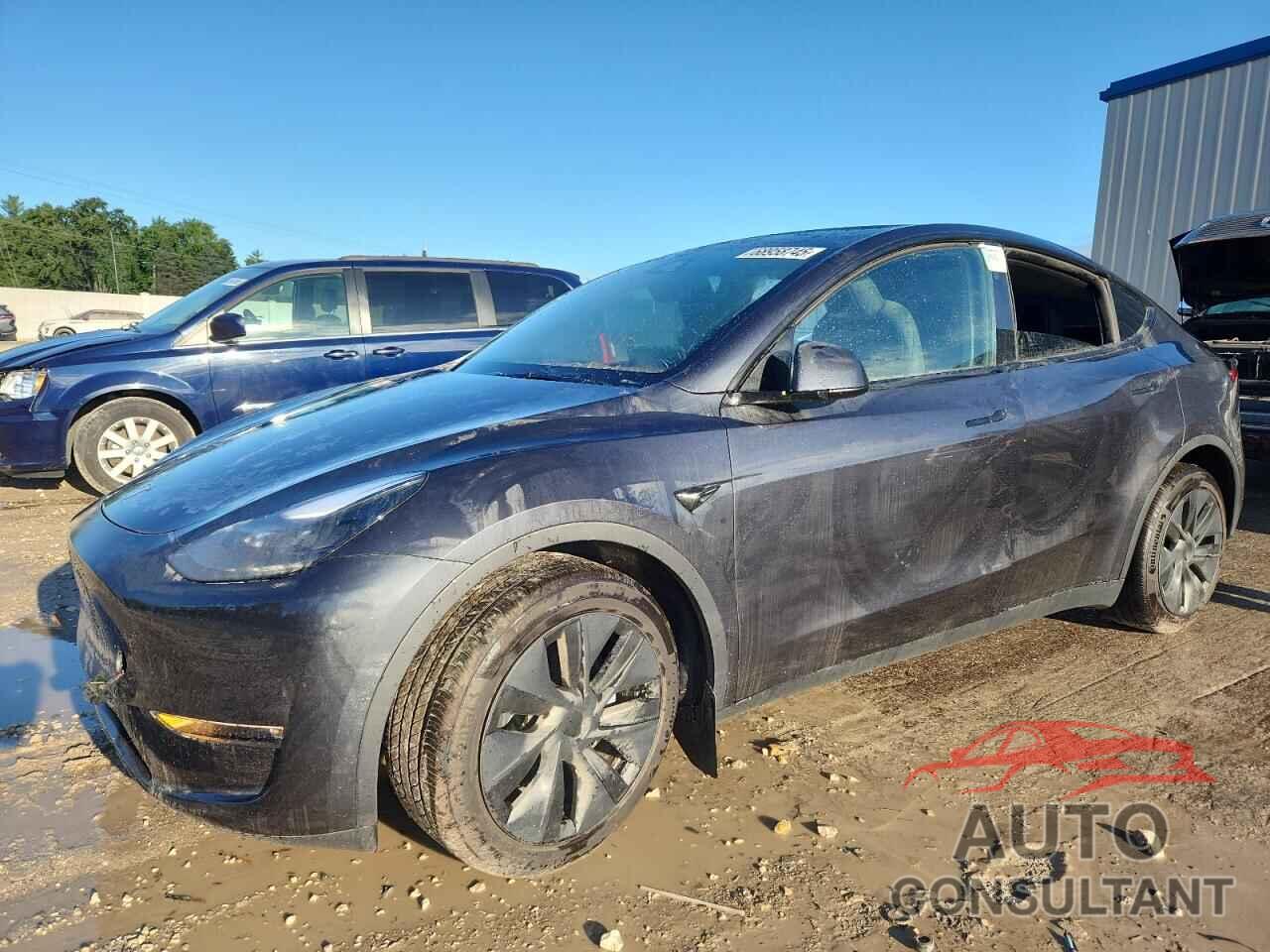 TESLA MODEL Y 2024 - 7SAYGDEE3RF128874