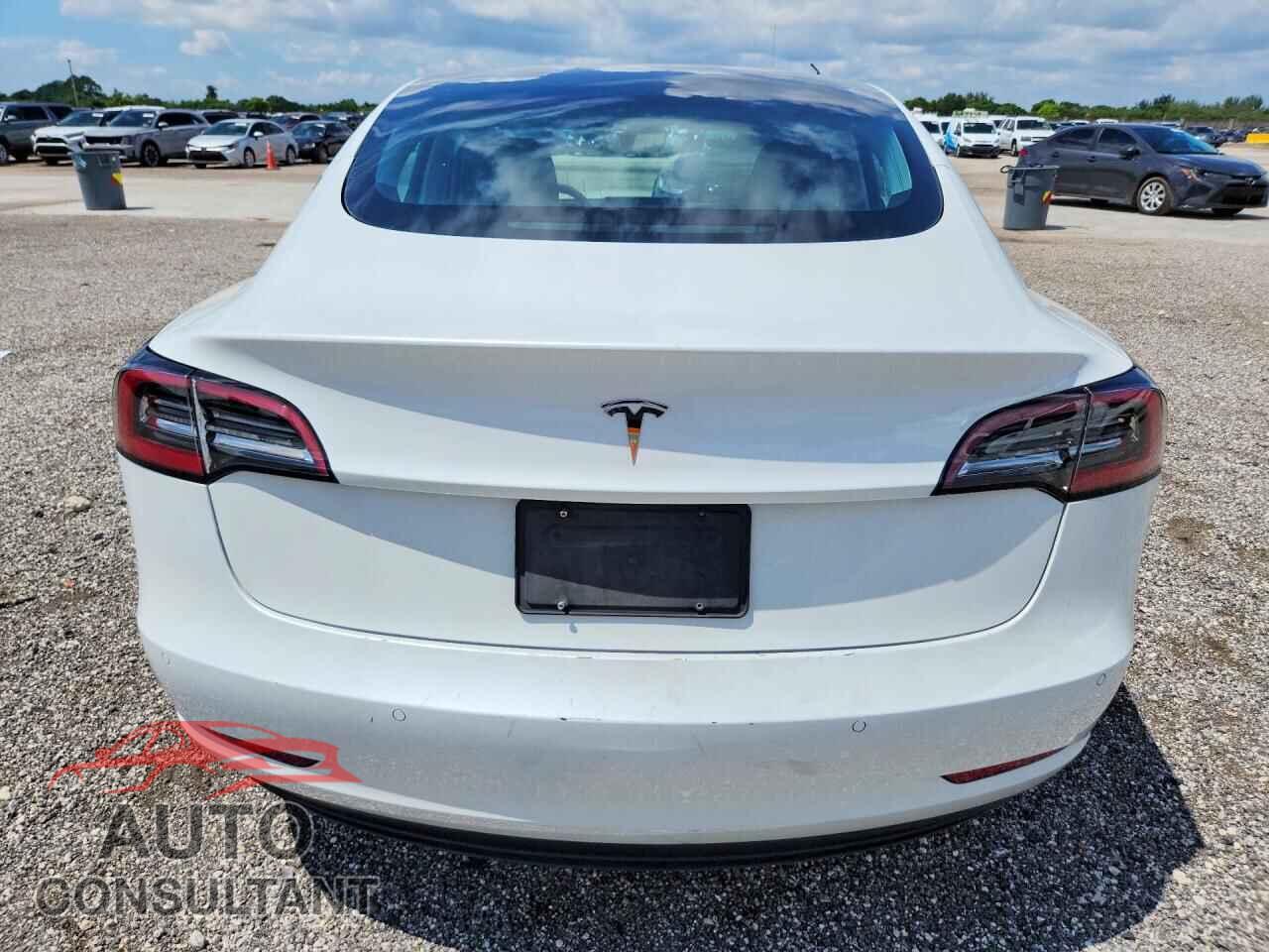 TESLA MODEL 3 2022 - 5YJ3E1EA2NF287324