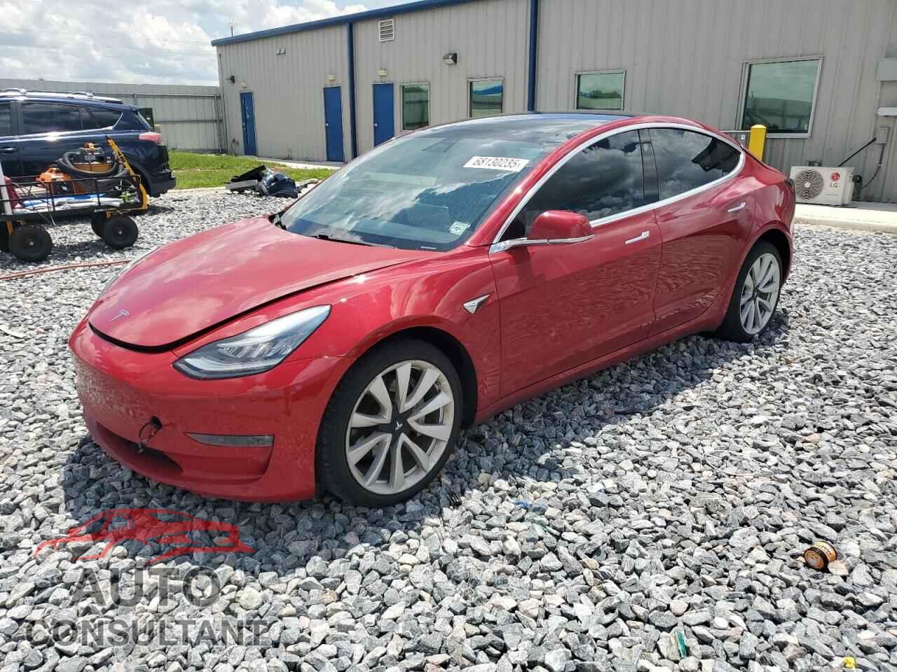 TESLA MODEL 3 2019 - 5YJ3E1EB8KF453754