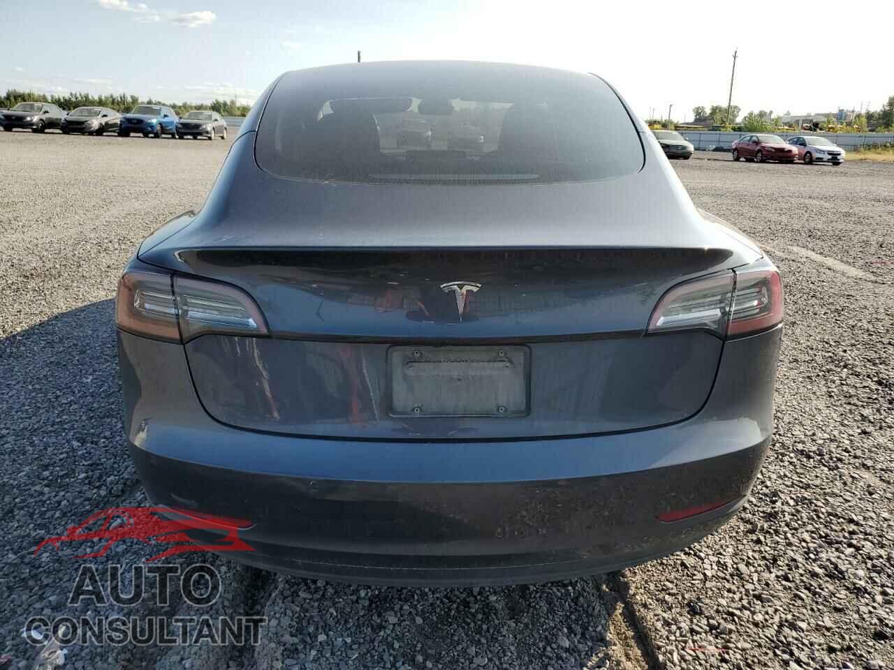 TESLA MODEL 3 2021 - 5YJ3E1EA5MF938525