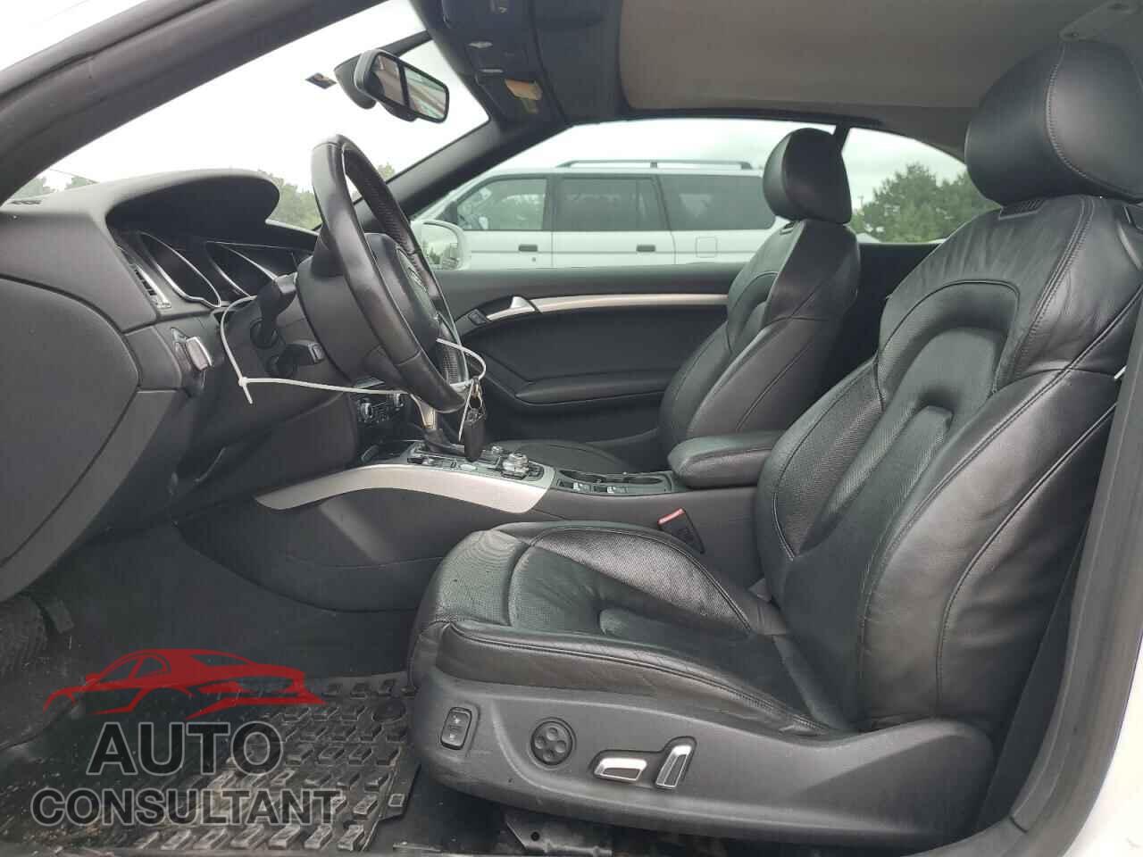 AUDI A5 2013 - WAULFAFH5DN011239