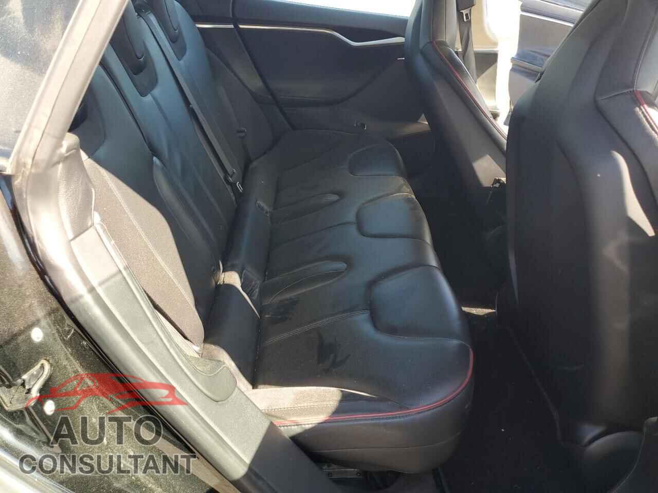 TESLA MODEL S 2012 - 5YJSA1DP9CFS00884