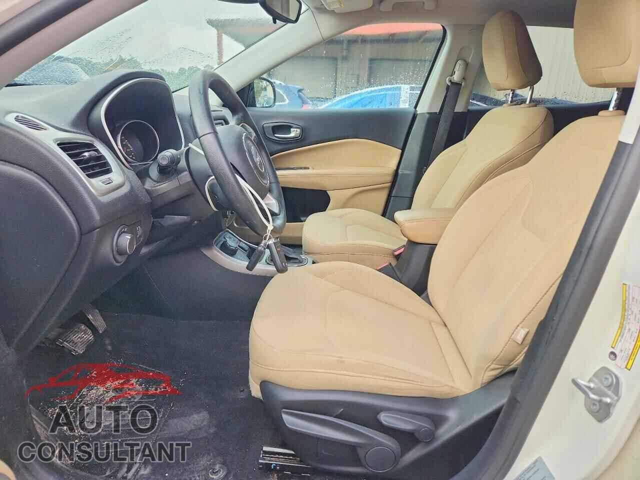 JEEP COMPASS 2017 - 3C4NJDAB3HT656167