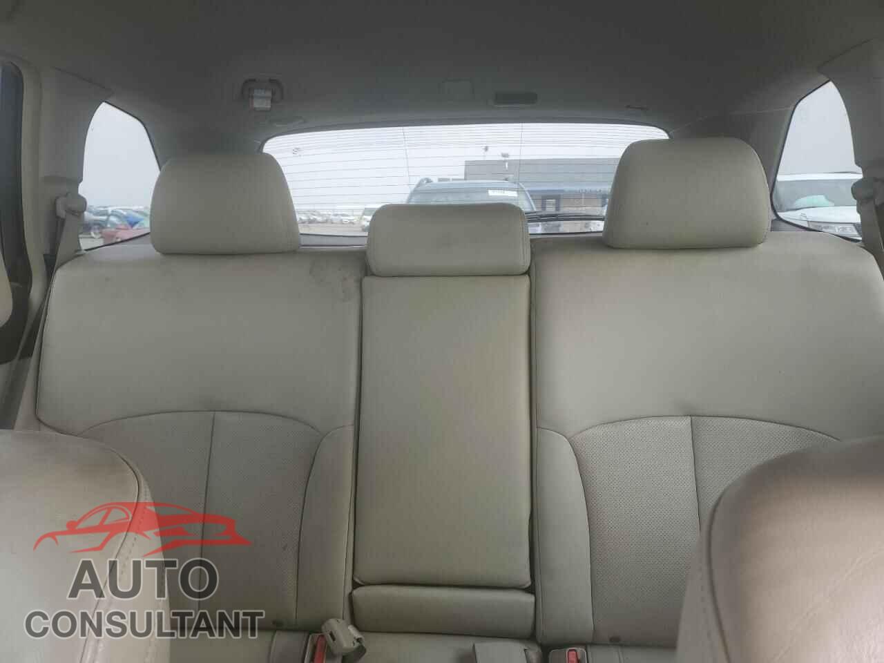 SUBARU OUTBACK 2014 - 4S4BRCLC4E3288046