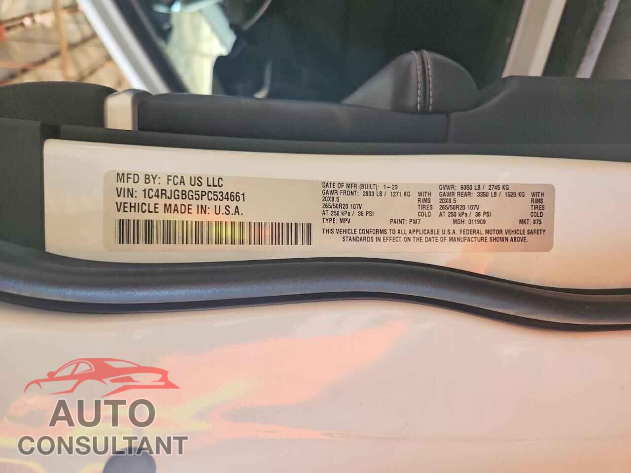 JEEP CHEROKEE 2023 - 1C4RJGBG5PC534661