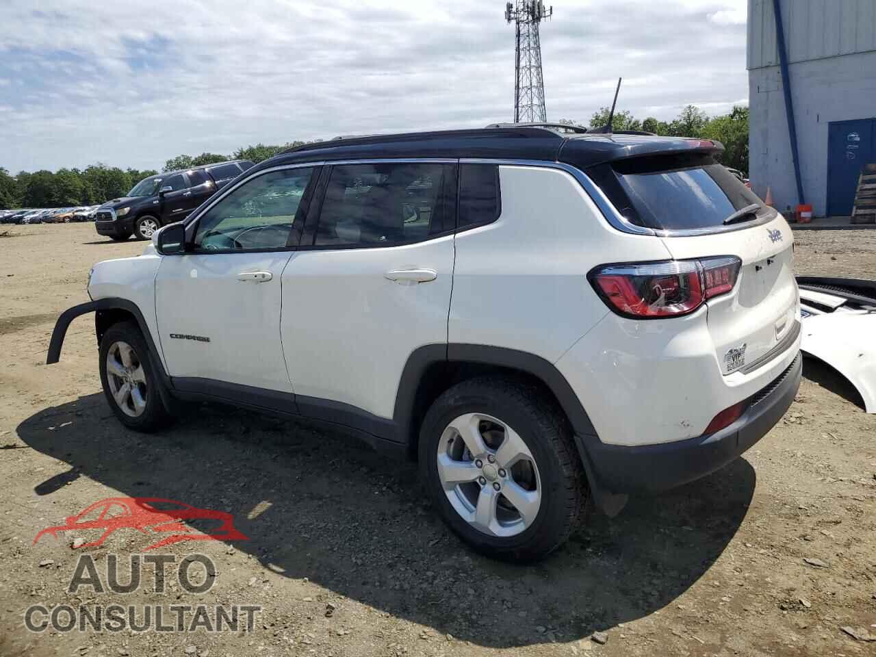 JEEP COMPASS 2018 - 3C4NJDBB9JT138021