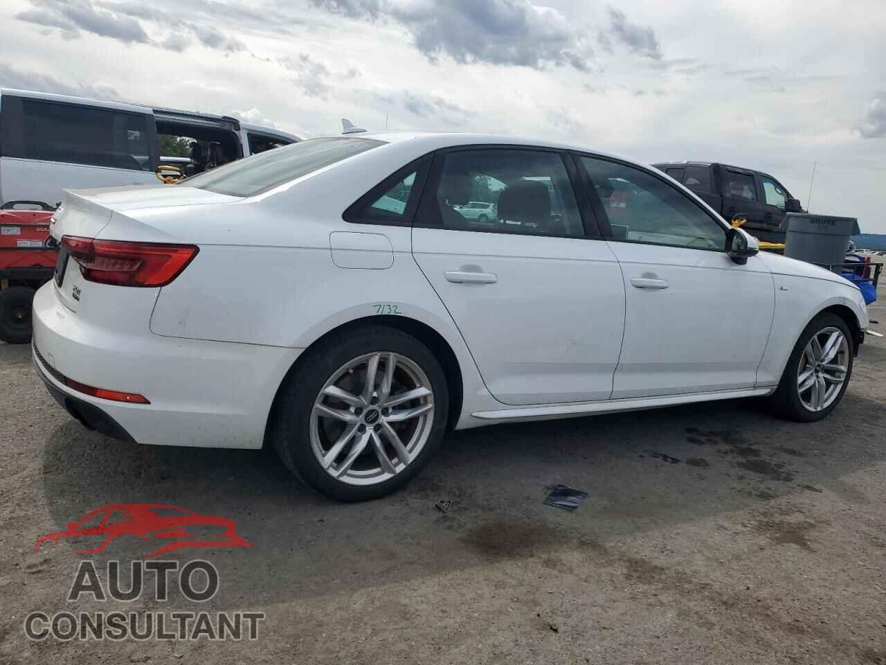 AUDI A4 2017 - WAUDNAF47HN054667