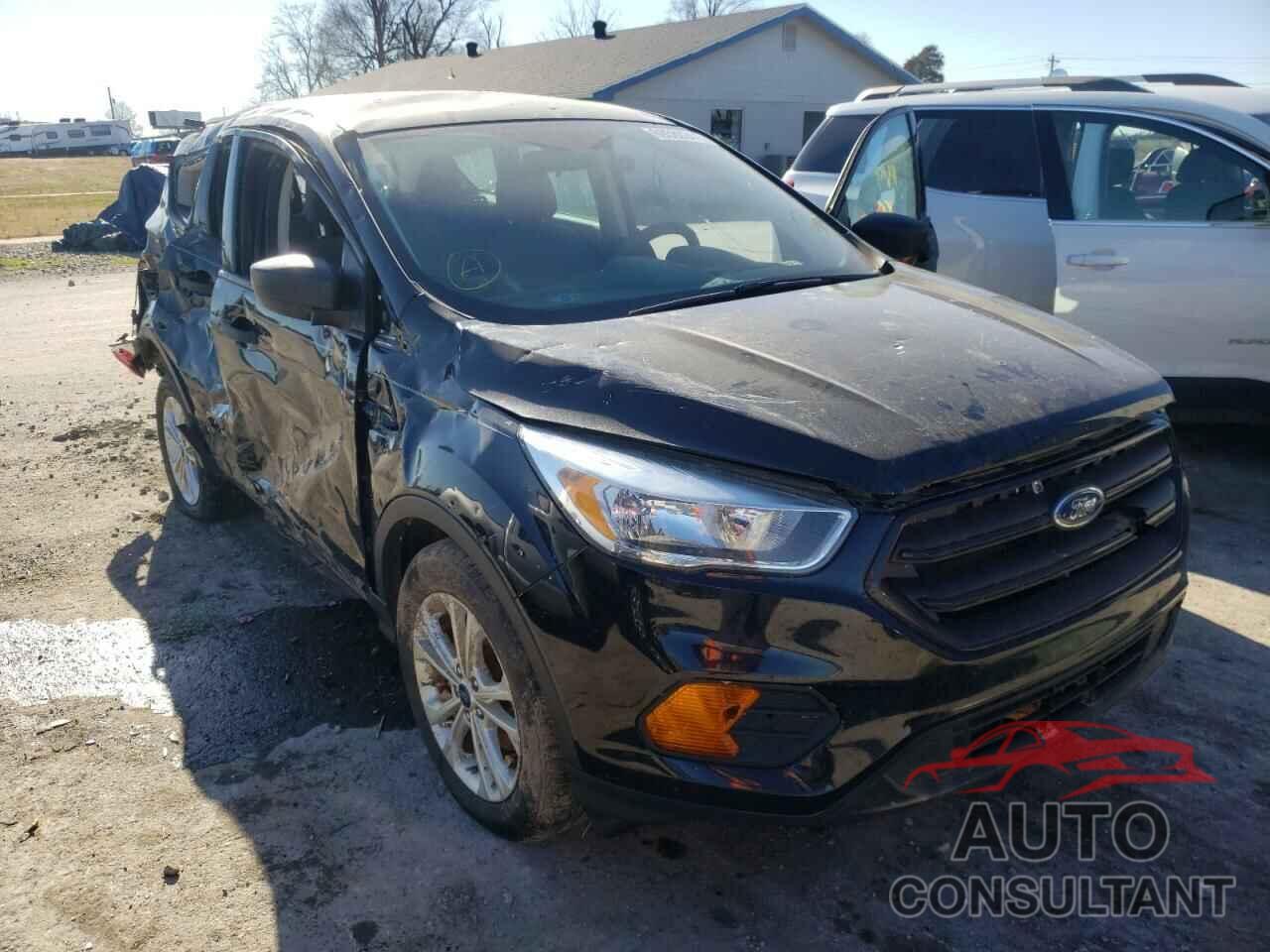 FORD ESCAPE 2017 - 1FMCU0F75HUD91054