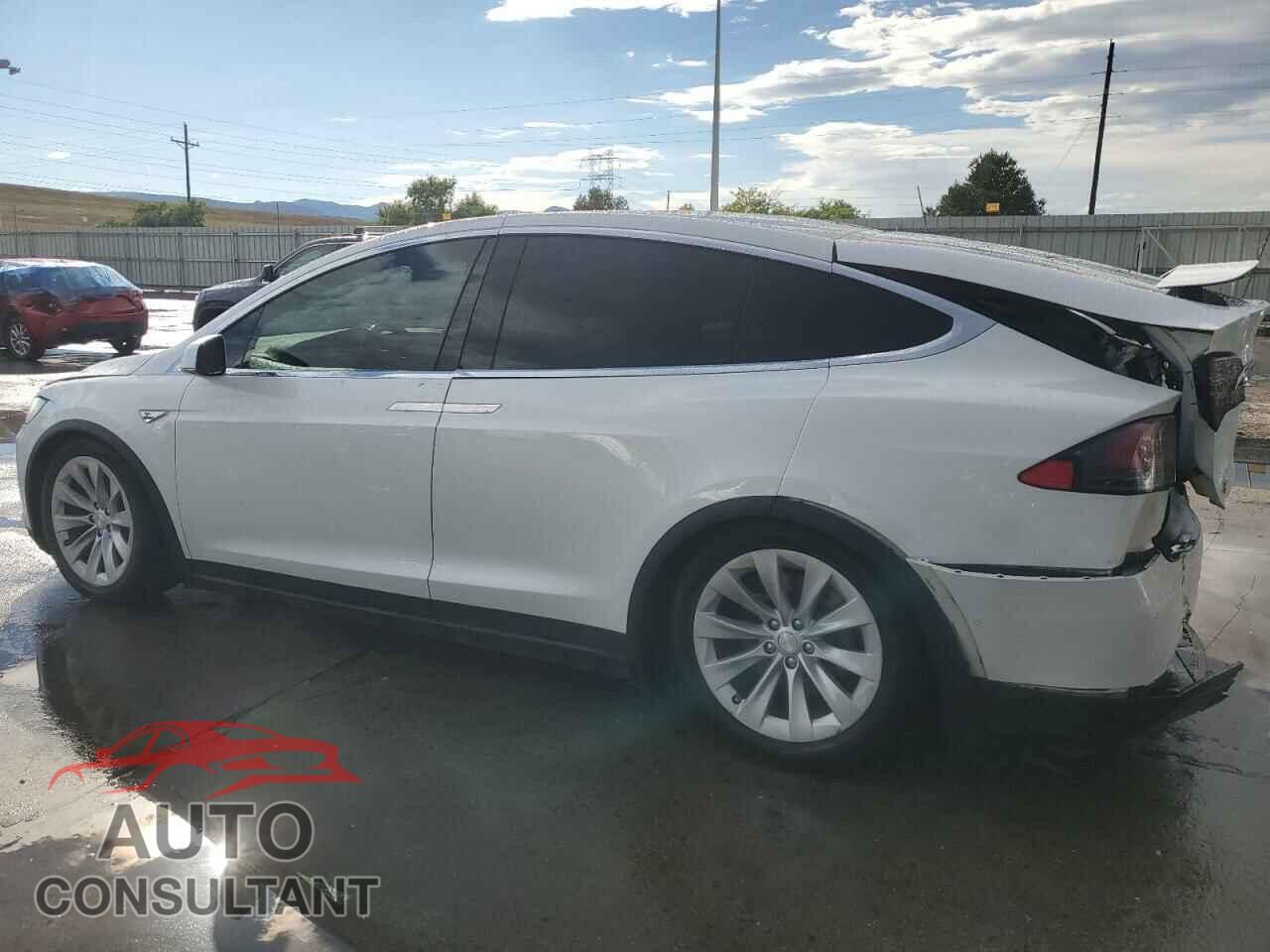 TESLA MODEL X 2016 - 5YJXCBE20GF005299