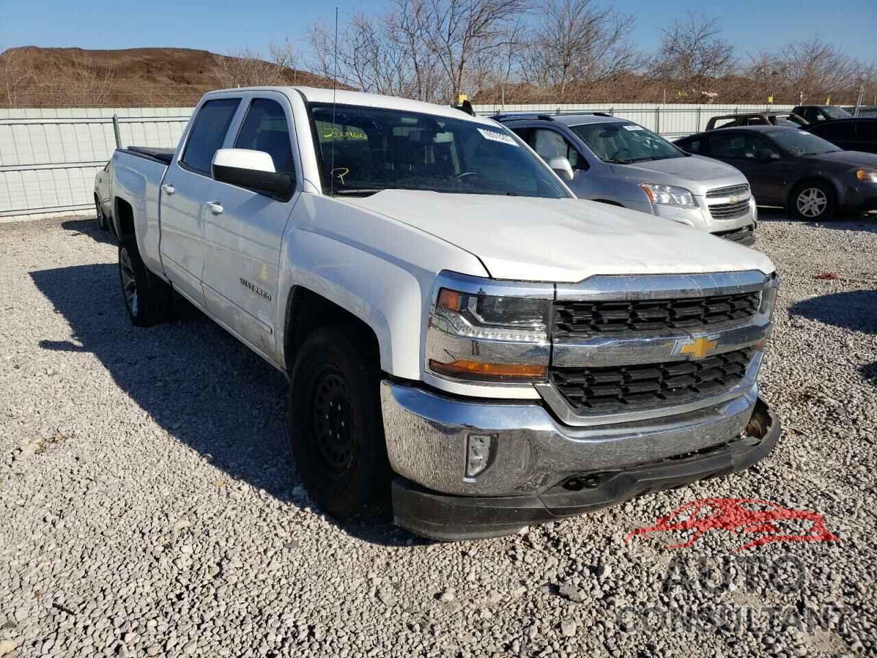 CHEVROLET SILVERADO 2018 - 1GCUKREC1JF200466