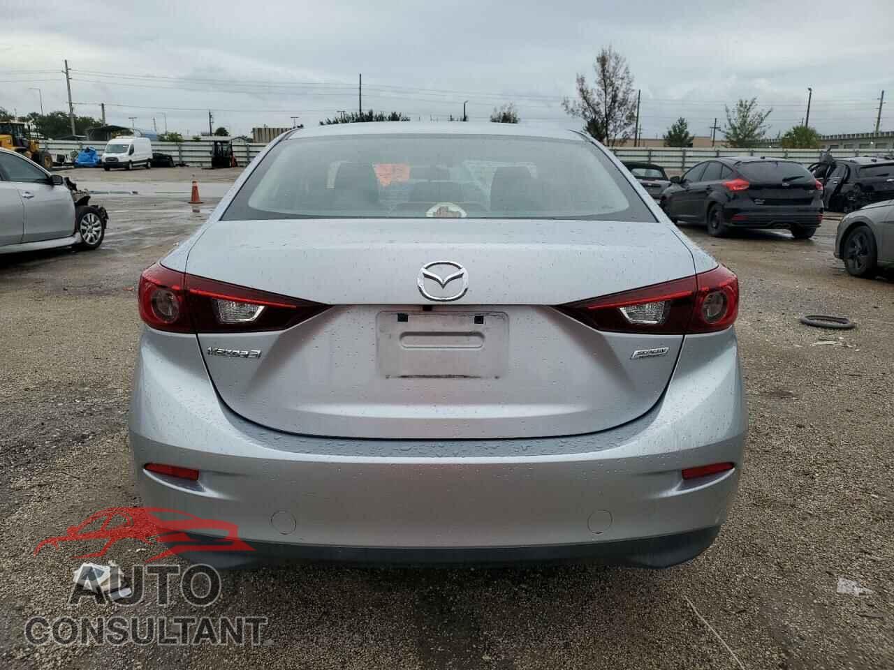 MAZDA 3 2017 - 3MZBN1U70HM117929