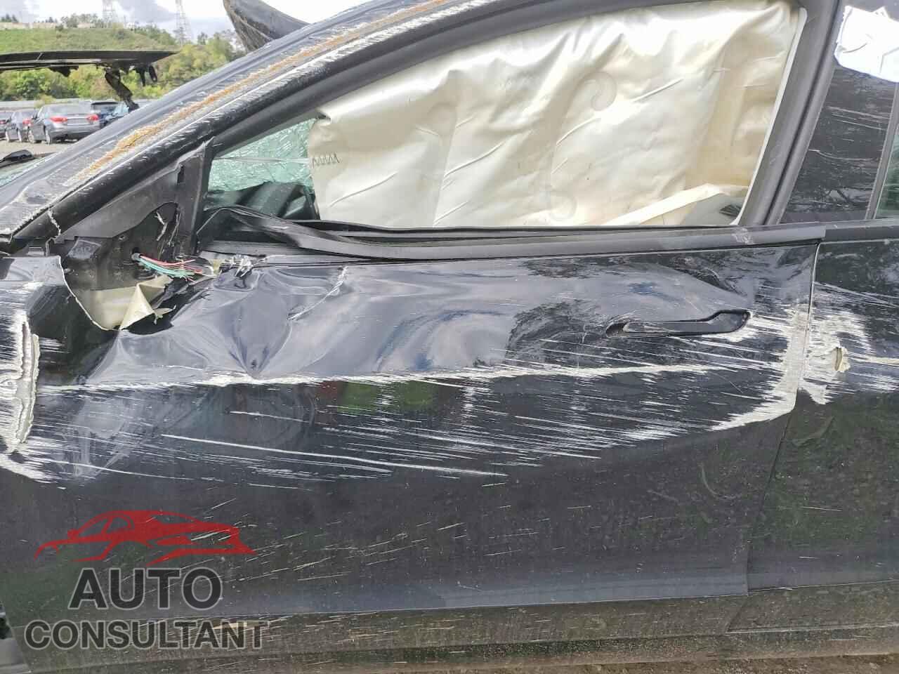 TESLA MODEL 3 2024 - 5YJ3E1ET7RF856501