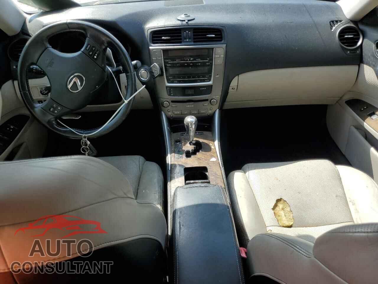 LEXUS IS 2010 - JTHCF5C28A5038620