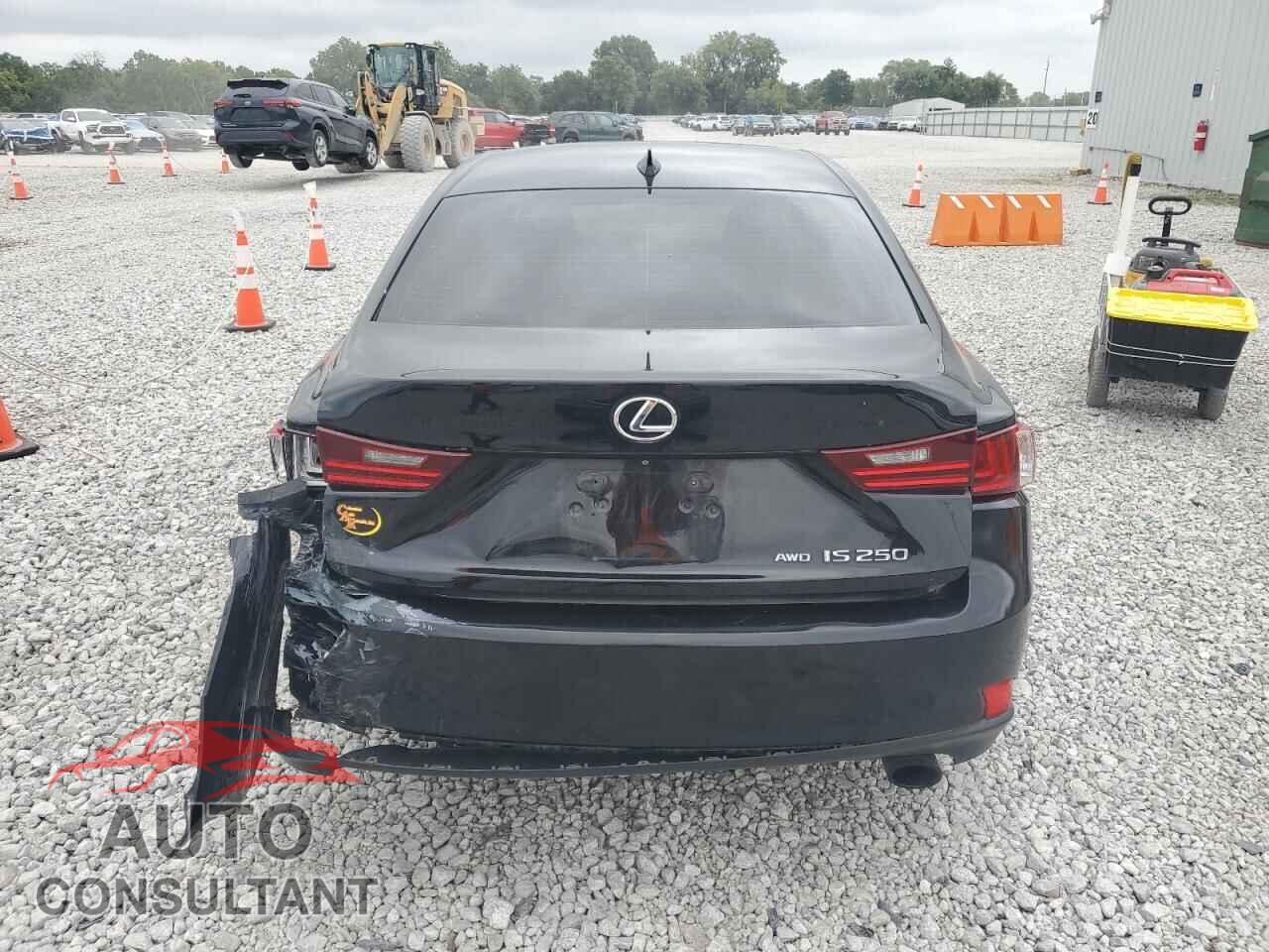 LEXUS IS 2015 - JTHCF1D28F5018883
