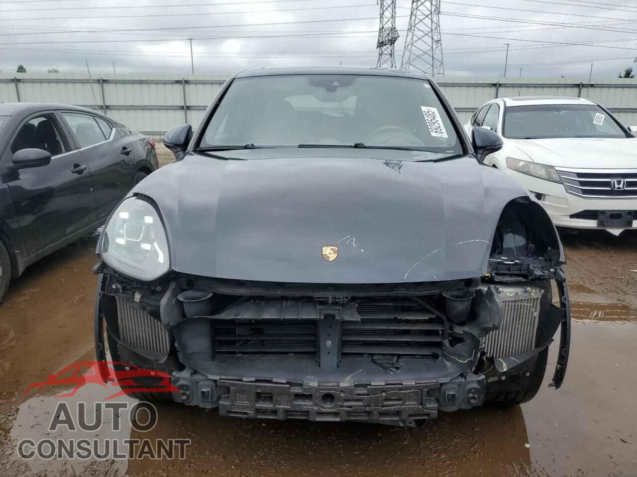 PORSCHE CAYENNE 2016 - WP1AB2A26GLA96881