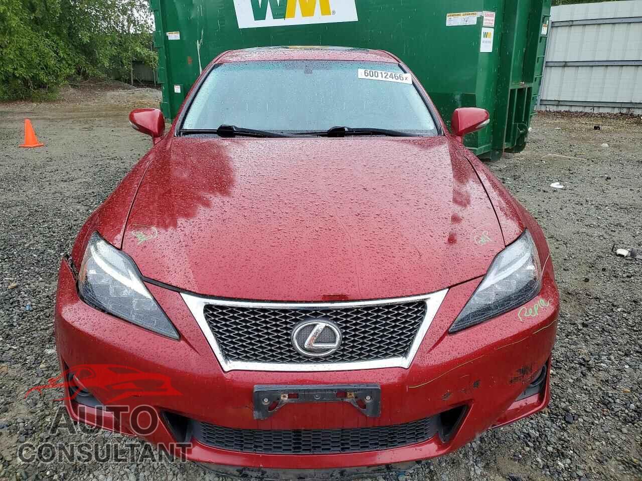 LEXUS IS 2011 - JTHCF5C21B5050545