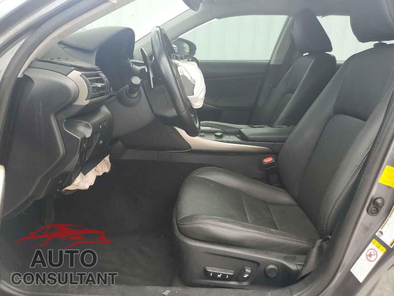 LEXUS IS 2017 - JTHCM1D28H5018455