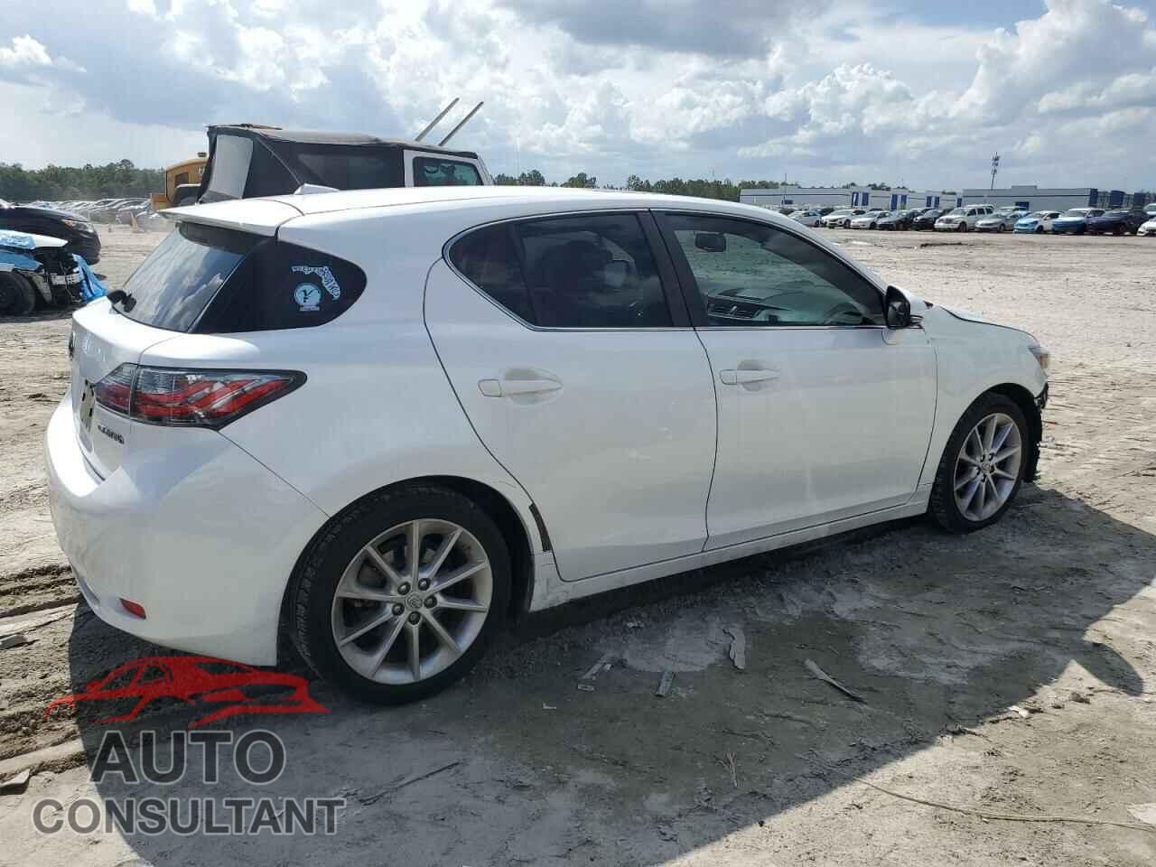 LEXUS CT 200 2011 - JTHKD5BH1B2038579