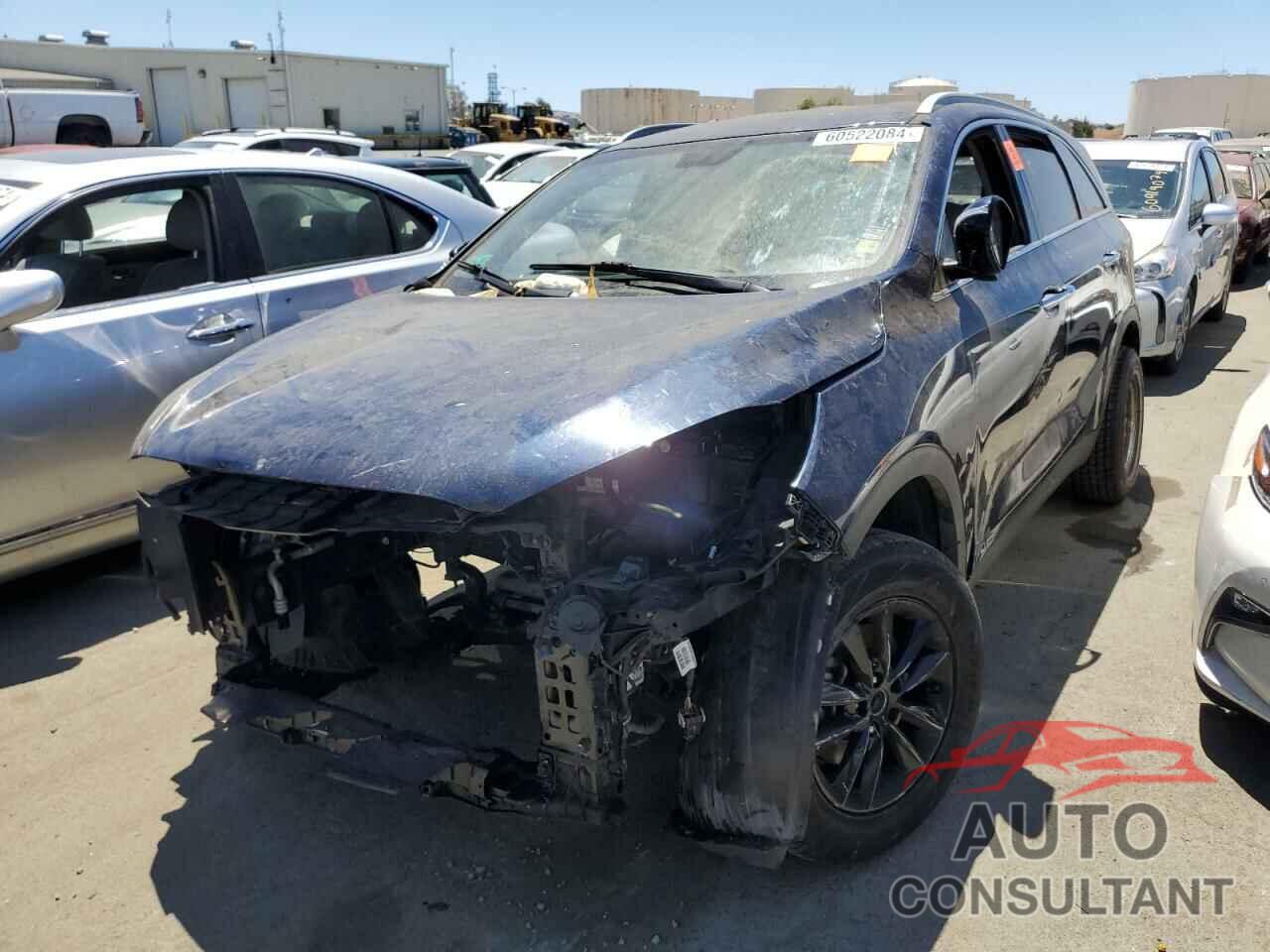 KIA SORENTO 2018 - 5XYPGDA54JG416527
