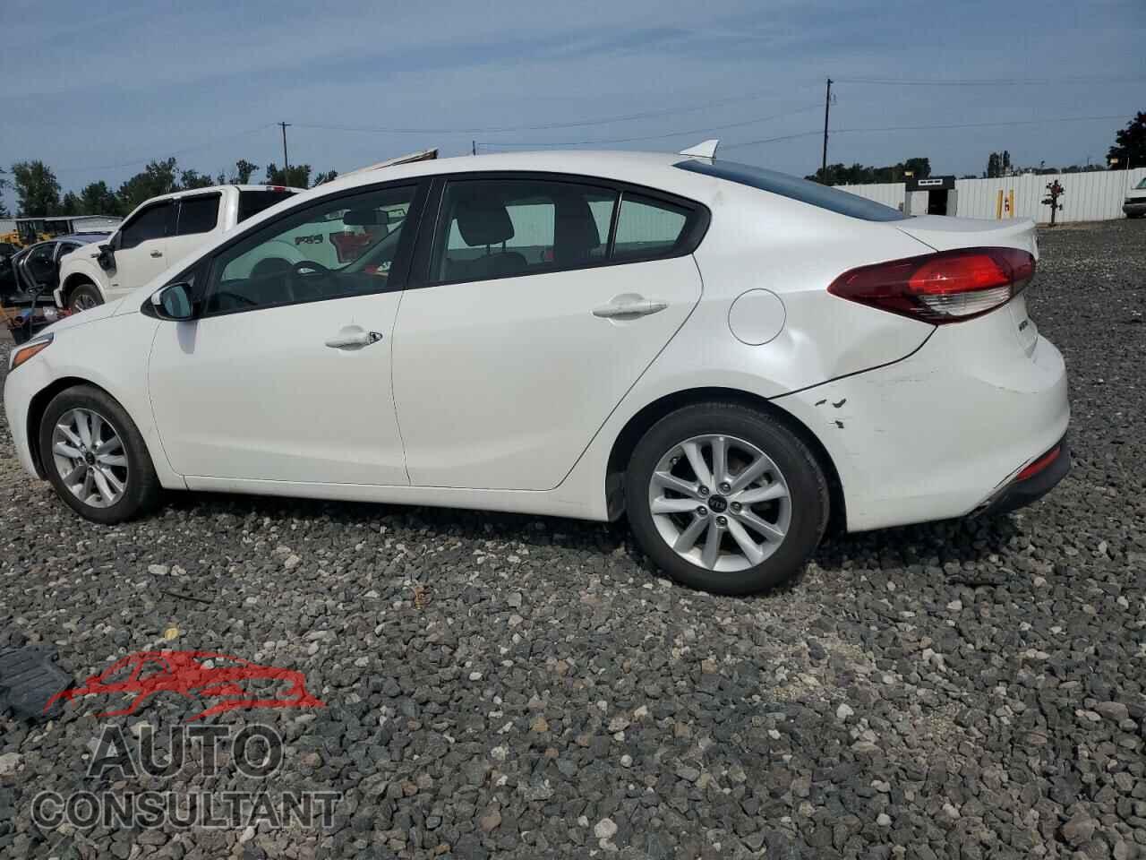 KIA FORTE 2017 - 3KPFL4A78HE132060