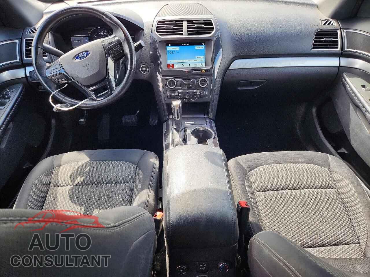 FORD EXPLORER 2017 - 1FM5K8DH1HGA62357