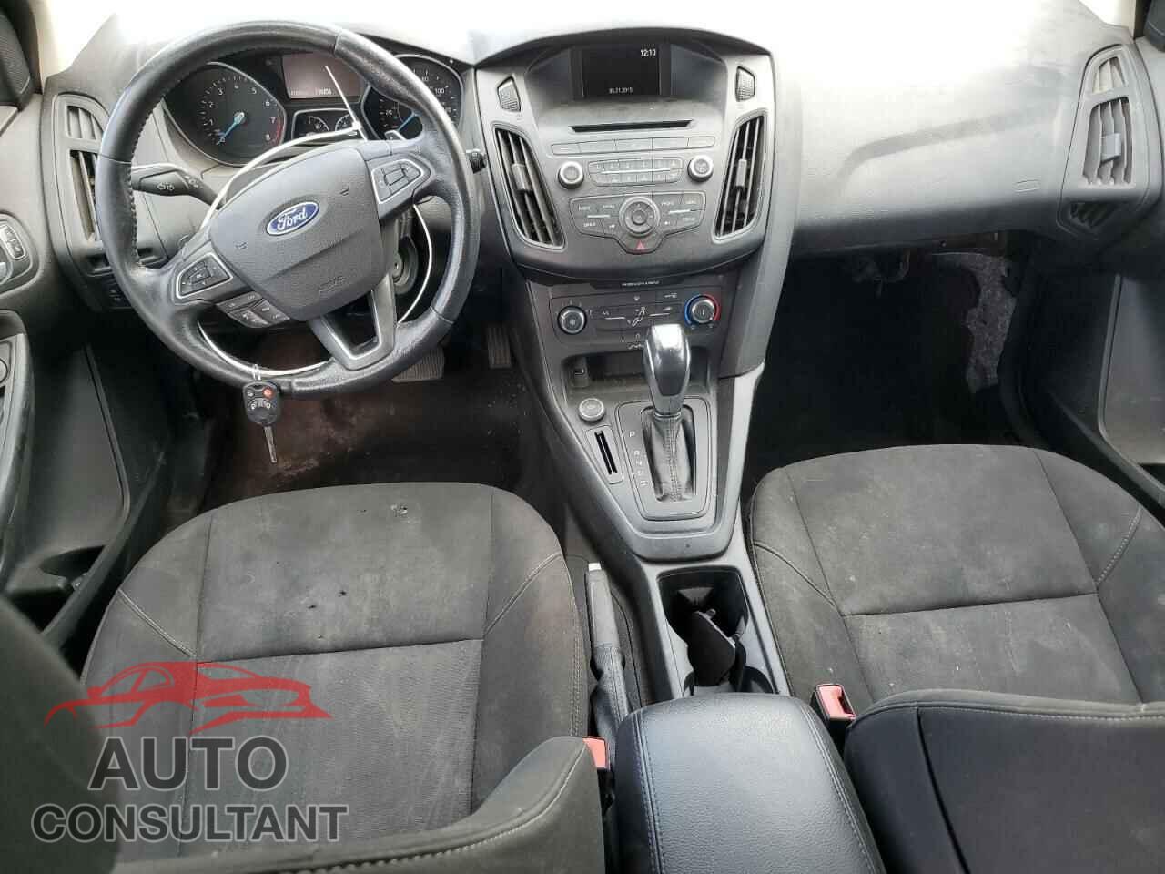 FORD FOCUS 2015 - 1FADP3K29FL324784