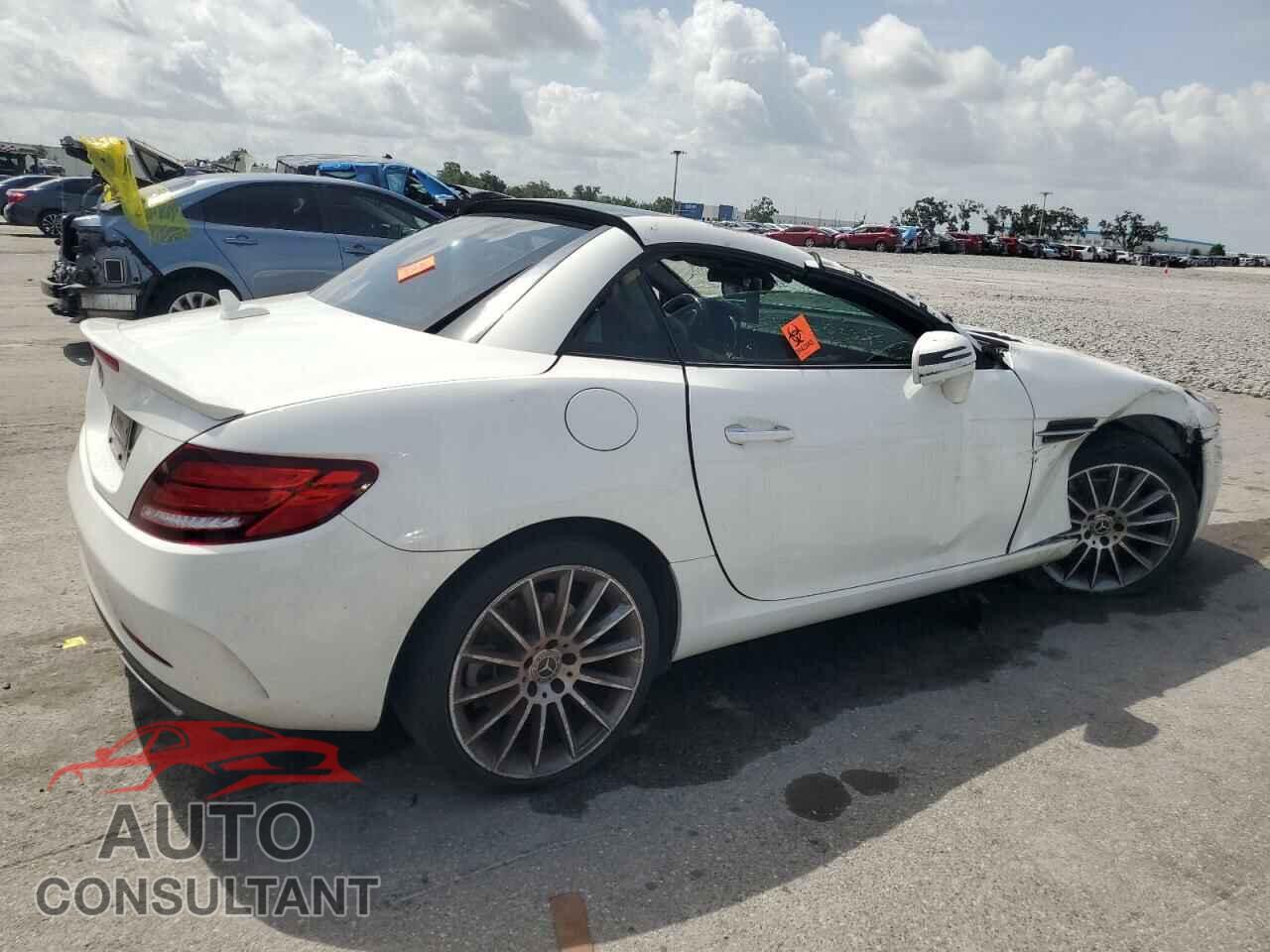 MERCEDES-BENZ SLC-CLASS 2020 - WDDPK3JA7LF166301