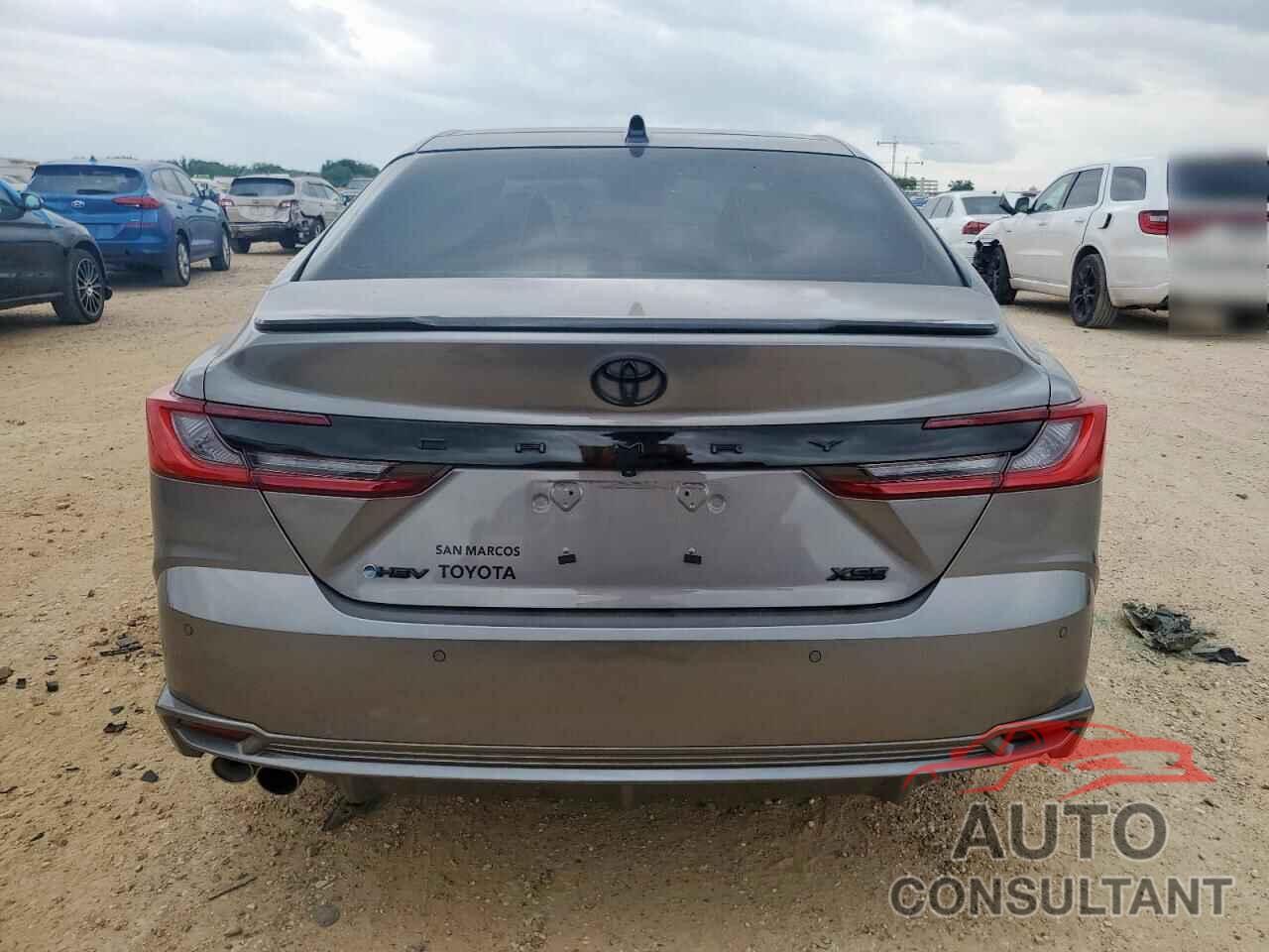 TOYOTA CAMRY 2025 - 4T1DAACK1SU510012