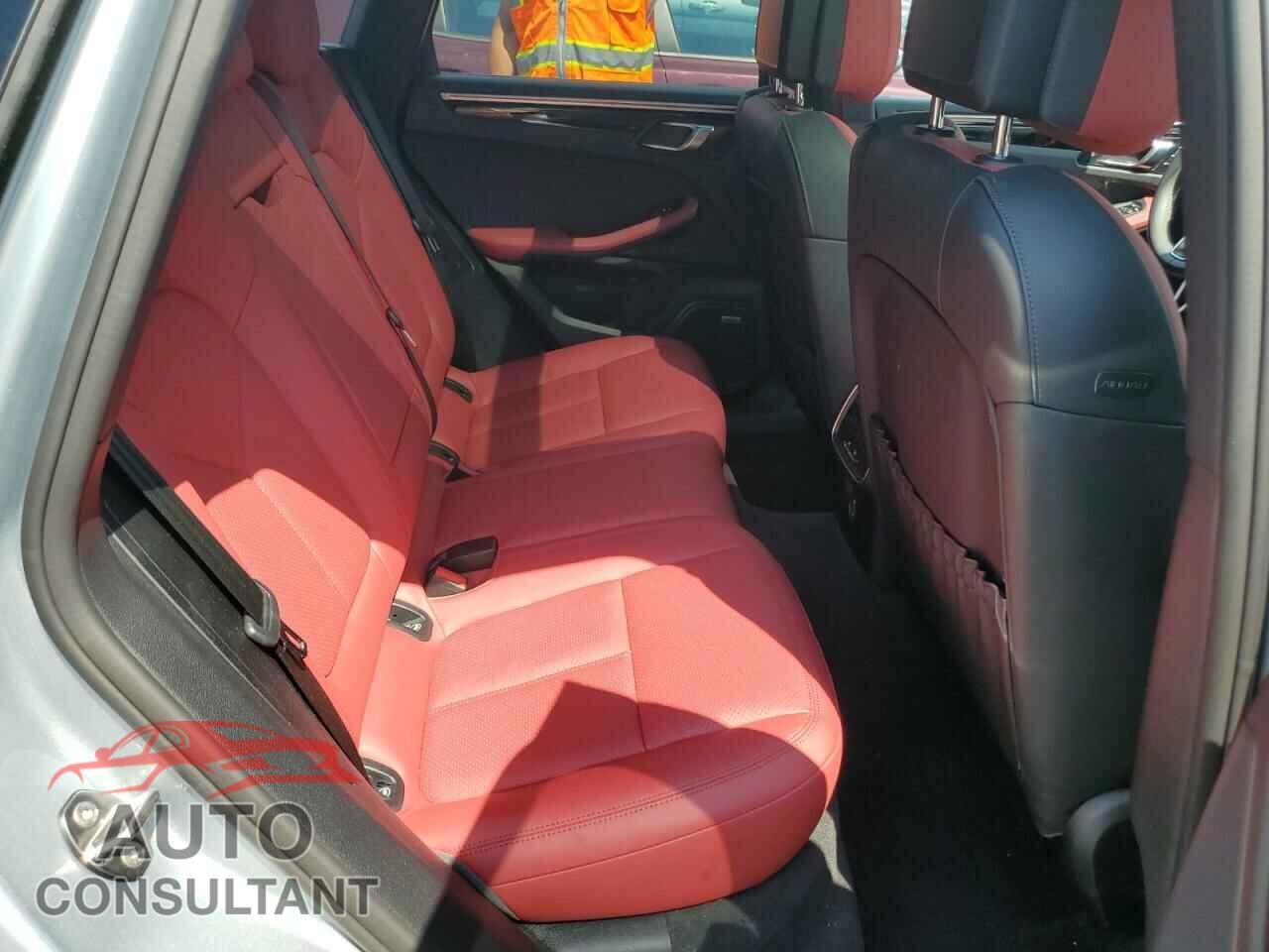 PORSCHE MACAN 2019 - WP1AA2A50KLB04883