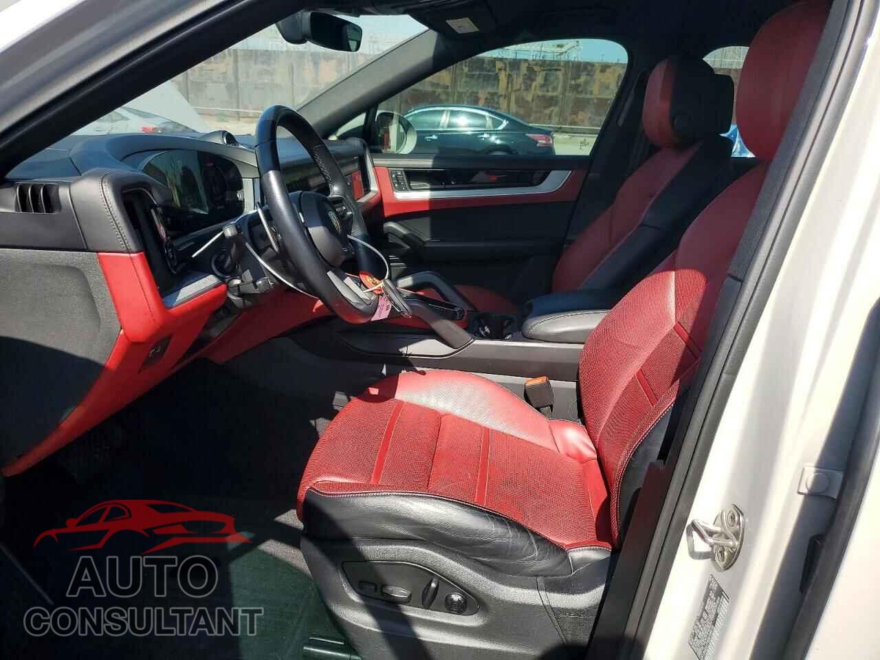 PORSCHE CAYENNE 2024 - WP1BA2AY7RDA52218