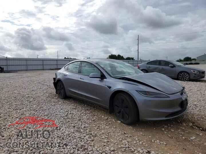 TESLA MODEL 3 2025 - 5YJ3E1EA5SF969142