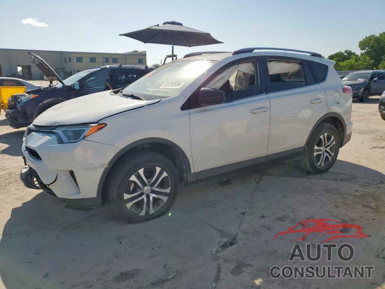 TOYOTA RAV4 2017 - JTMZFREV9HJ143632